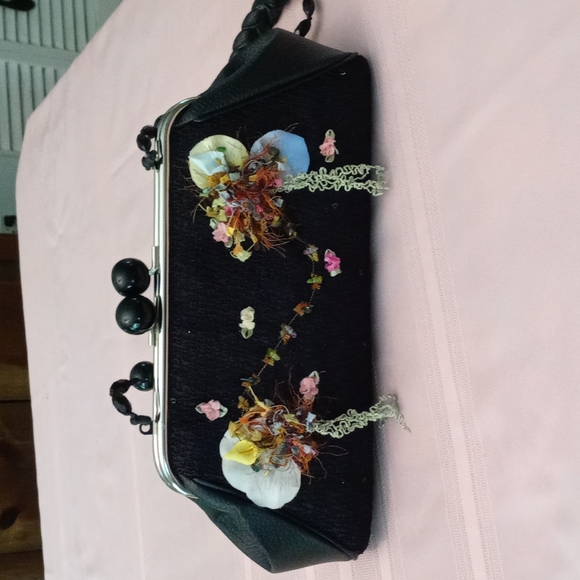 Mary Frances  handbag - Picture 3 of 10